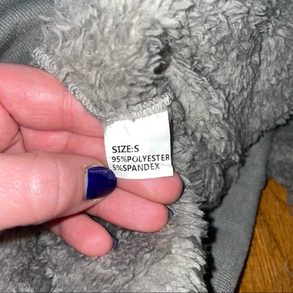 SUPER SOFT hooded top - Picture 4 of 5